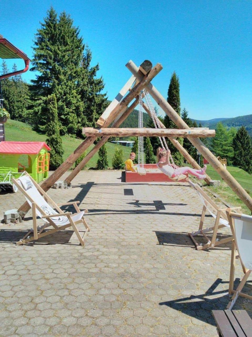 Penzion Lesni Pramen Pec pod Snezkou Exteriör bild